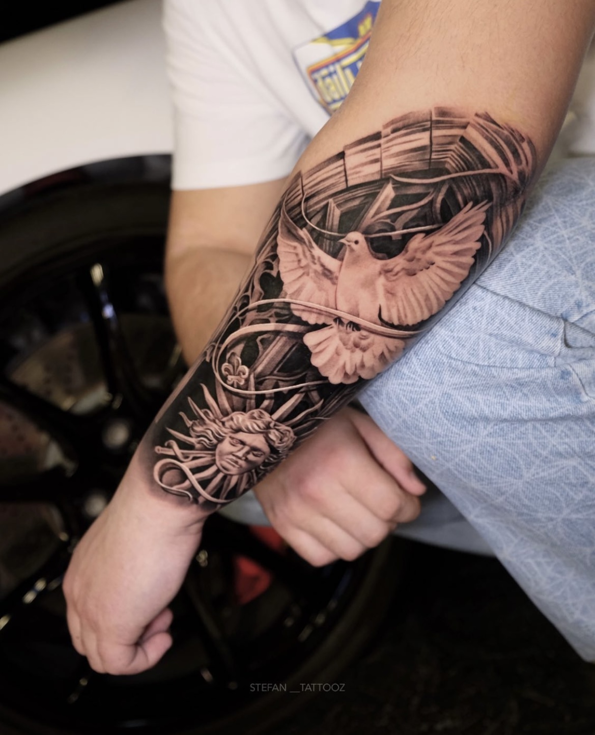 Inkworld Tattoo Studio Kollam on Instagram: “Inkworld tattoo Studio KOLLAM,  Kannanalloor Rd,കൊട്ടിയം jn Mob.Whatsapp .89… | Geometric tattoo, Tattoo  studio, Tattoos